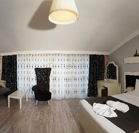 Istanbulinn 3* Estambul